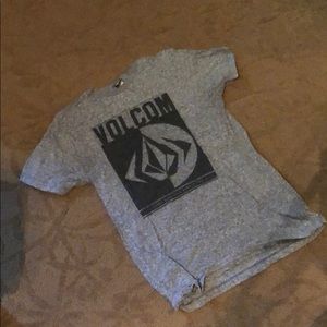 Volcom men’s t shirt
